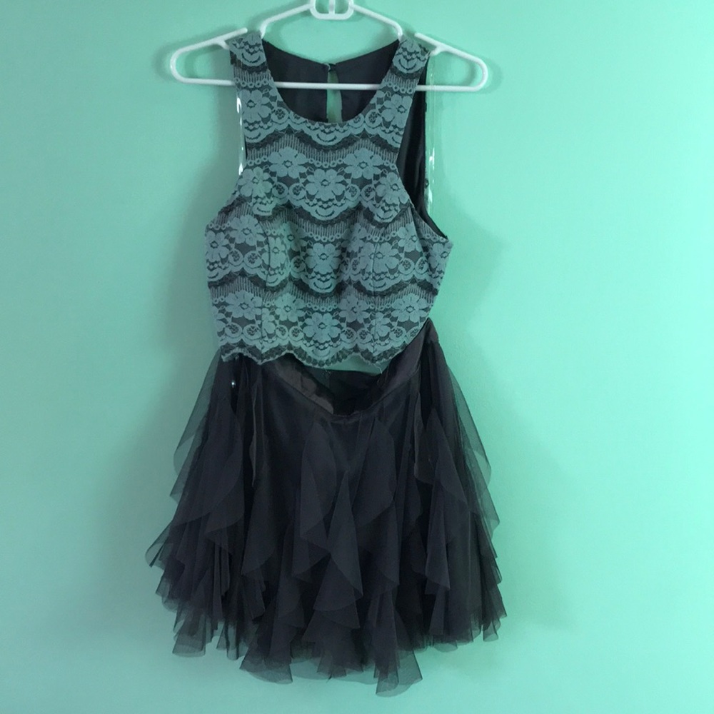 Adorable 2pc dress